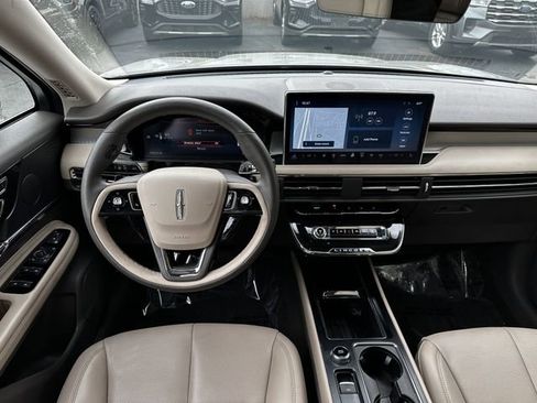 Certified 2024 Lincoln Corsair AWD w/ Equipment Group 101A image 13