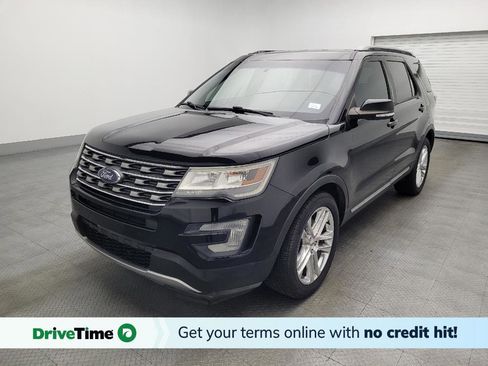 Used 2016 Ford Explorer XLT w/ Equipment Group 202A image 1