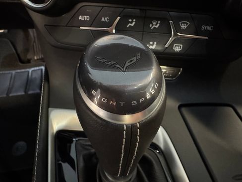 Used 2016 Chevrolet Corvette Stingray Coupe w/ Carbon Flash Badge Package RWD image 38