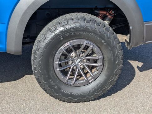 Used 2020 Ford F150 Raptor w/ Equipment Group 802A Luxury image 23