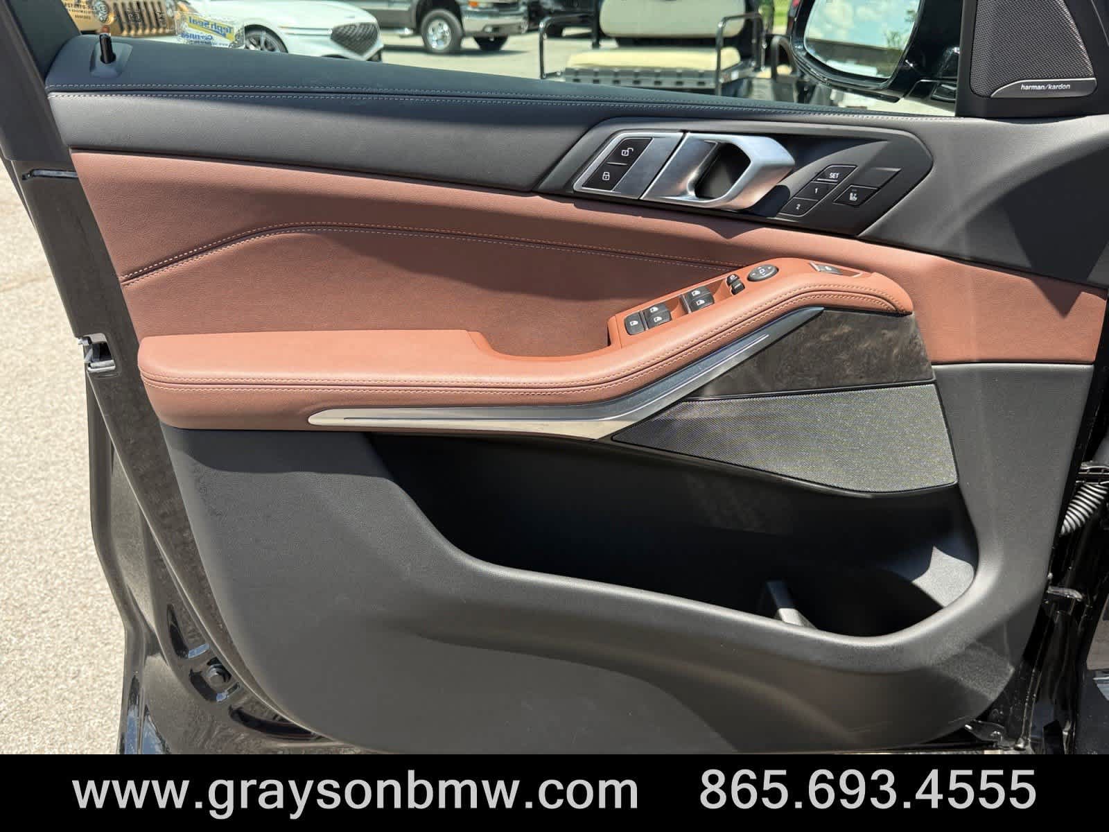 Used 2026 BMW X5 xDrive40i w/ M Sport Package AWD/4WD image 13