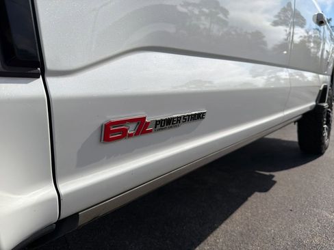 Used 2025 Ford F250 Platinum image 19