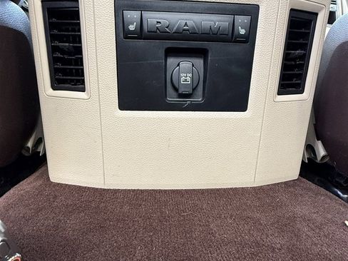 Used 2018 RAM 3500 Laramie Longhorn w/ Longhorn Southfork Package image 33