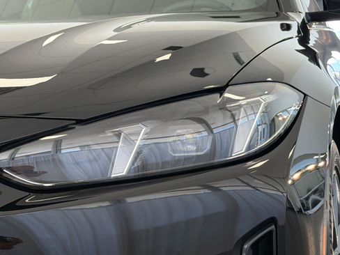 Used 2025 BMW i4 eDrive40 w/ Premium Package RWD image 12