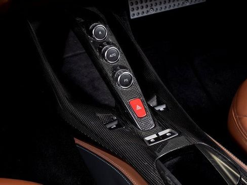 Certified 2021 Ferrari 812 GTS image 30