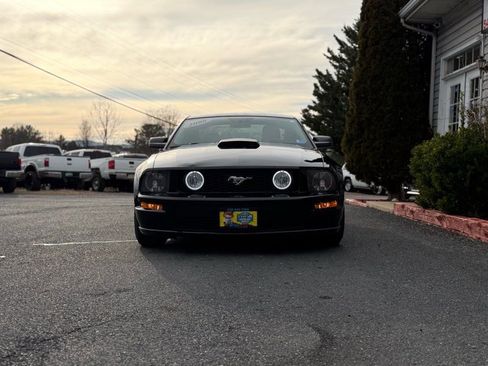 Used 2008 Ford Mustang GT Premium image 3