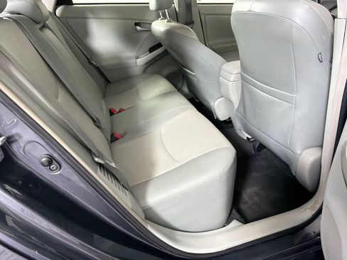 Used 2014 Toyota Prius Four image 15