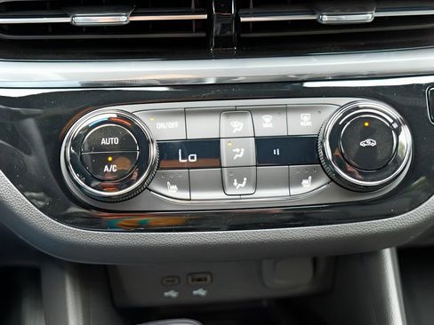 New 2026 Buick Envista Sport Touring w/ Convenience I Package image 16