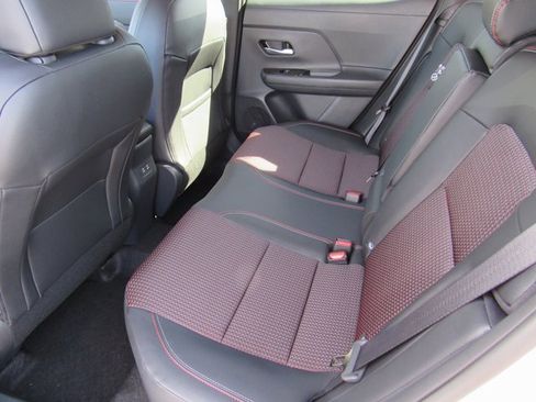 New 2026 Nissan Kicks SR image 8