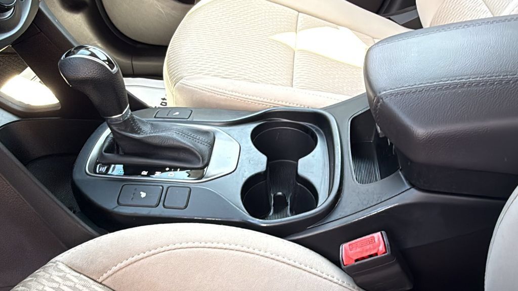Used 2015 Hyundai Santa Fe Sport w/ Option Group 02 FWD image 38