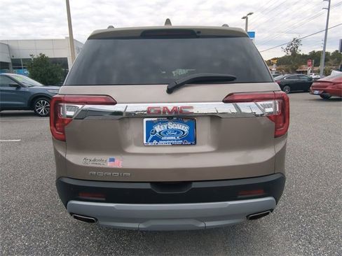 Used 2022 GMC Acadia SLT w/ Preferred Package image 6