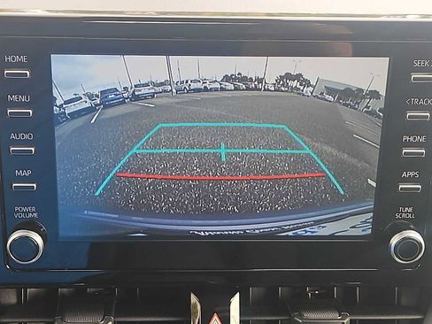 Used 2020 Toyota Corolla LE image 23