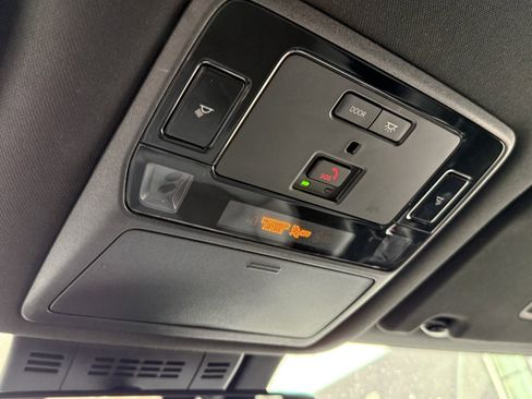 Used 2024 Toyota Grand Highlander AWD Hybrid image 30