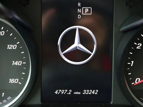 Used 2022 Mercedes-Benz GLC 300 image 28