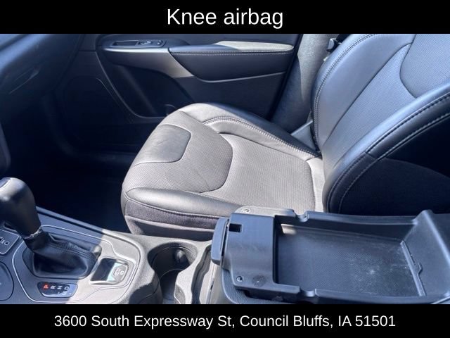 Used 2022 Jeep Cherokee Latitude Lux AWD/4WD image 30