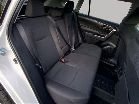 Used 2023 Toyota RAV4 LE FWD image 19