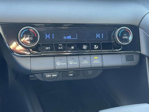 New 2026 Hyundai Elantra Sport image 33