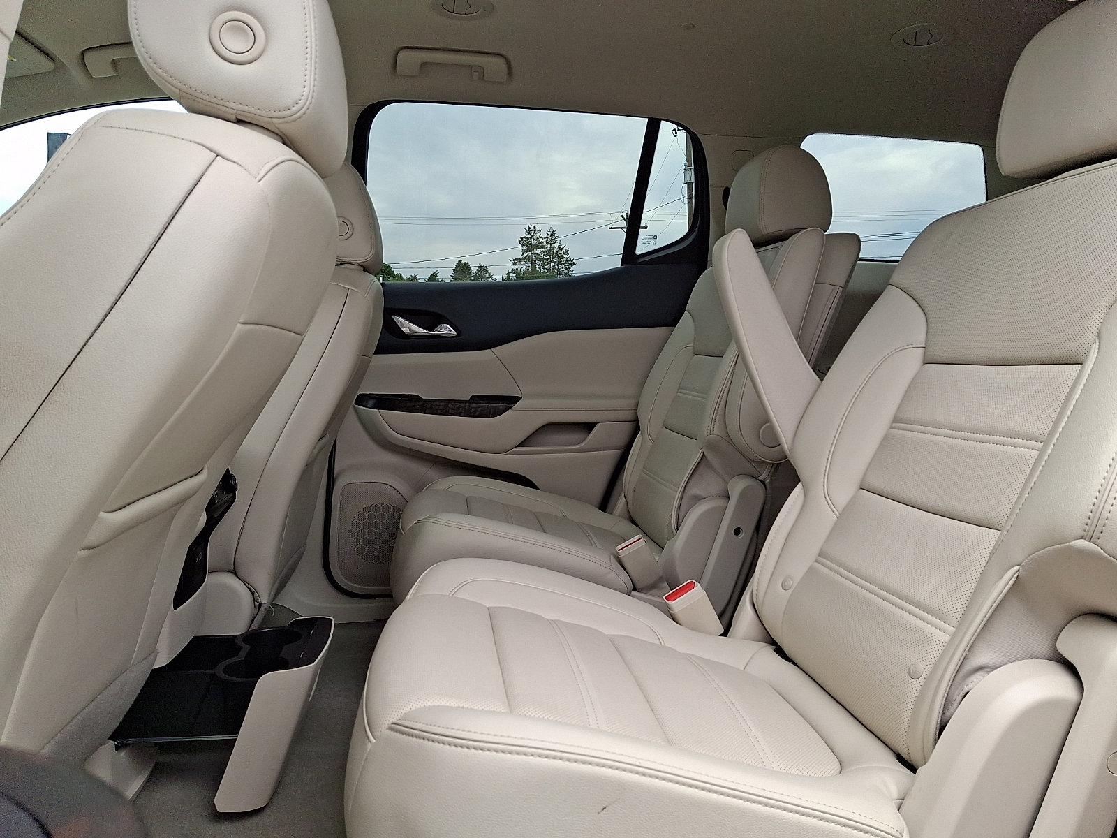 Used 2023 GMC Acadia Denali AWD/4WD image 10