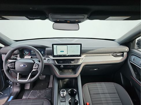 New 2026 Ford Explorer ST-Line w/ ST-Line Street Pack AWD/4WD image 12