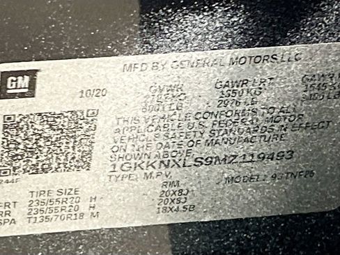 Used 2021 GMC Acadia Denali w/ Denali Technology Package AWD/4WD image 36