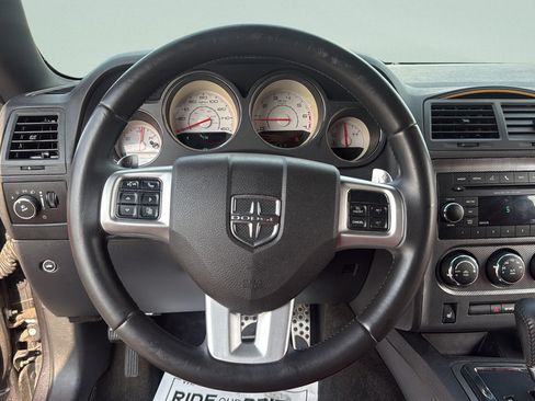 Used 2013 Dodge Challenger R/T RWD image 11