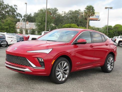 New 2026 Buick Envista Avenir image 3