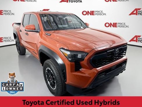 Certified 2025 Toyota Tacoma TRD Off-Road w/ TRD Off Road Upgrade Package AWD/4WD image 1