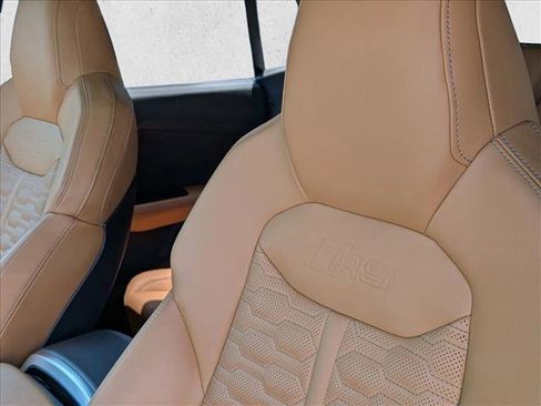 Certified 2025 Audi RS Q8 performance AWD/4WD image 15