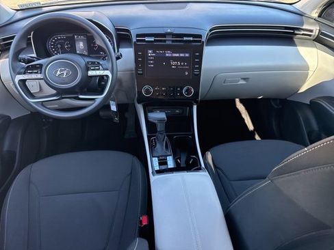 Certified 2024 Hyundai Tucson SE image 4