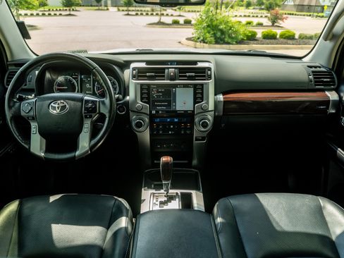 Used 2023 Toyota 4Runner Limited RWD image 20