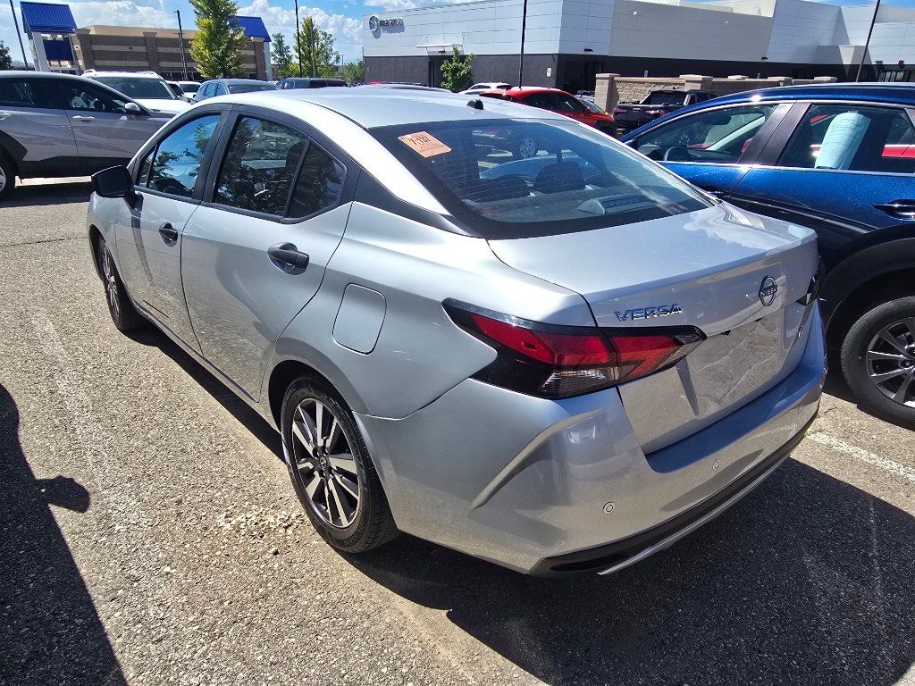 Used 2025 Nissan Versa S w/ S Plus Package FWD image 13