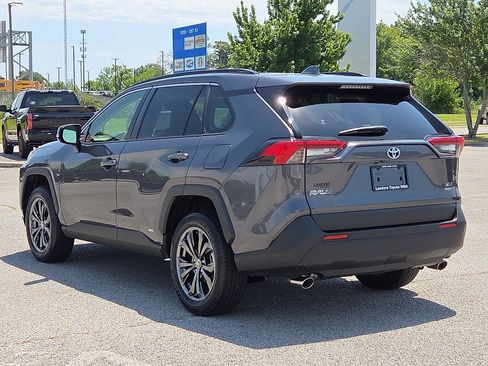 Used 2024 Toyota RAV4 XLE Premium w/ Weather Package AWD/4WD image 4