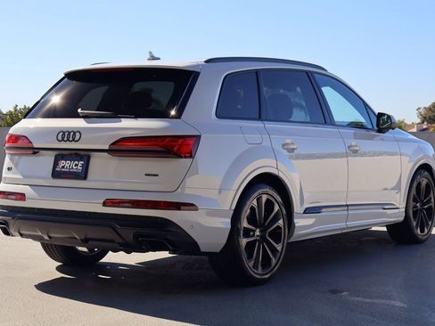 Used 2025 Audi Q7 3.0T Prestige w/ Prestige Package image 9