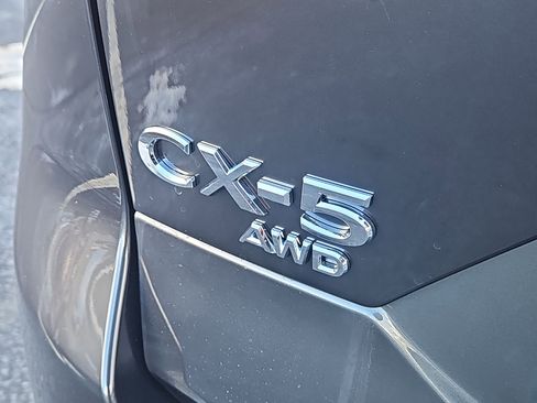 New 2025 MAZDA CX-5 AWD 2.5 S w/ Premium Plus Pkg image 4