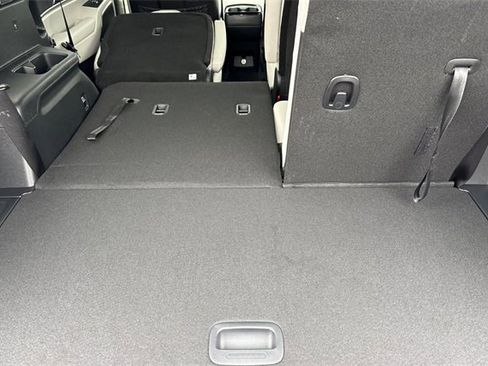 New 2025 Kia Telluride S image 18