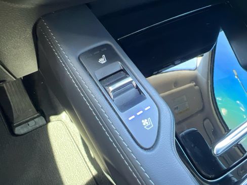 Used 2022 Kia Telluride EX w/ EX Premium Package AWD/4WD image 15