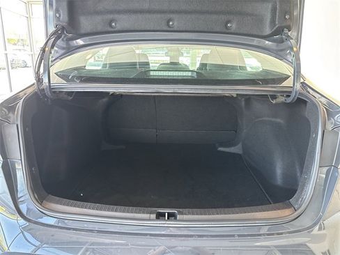 Used 2023 Toyota Corolla LE image 15
