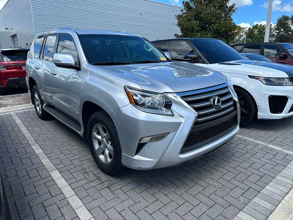 Used 2016 Lexus GX 460 w/ Preferred Accessory Package AWD/4WD image 3