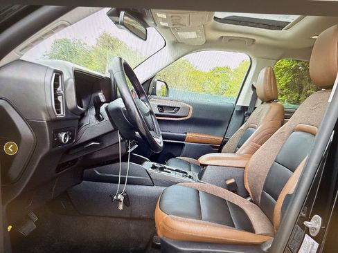 Used 2025 Ford Bronco Sport Outer Banks w/ Outer Banks Tech Package+ image 9