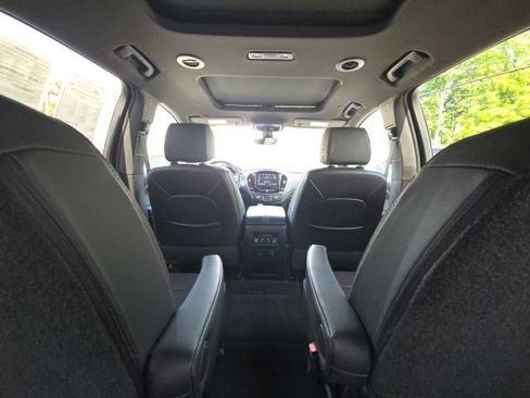 Used 2023 Chevrolet Traverse High Country w/ LPO, 'HIT The Road' Package FWD image 21