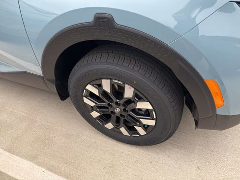 New 2026 Hyundai Santa Cruz SEL FWD image 11