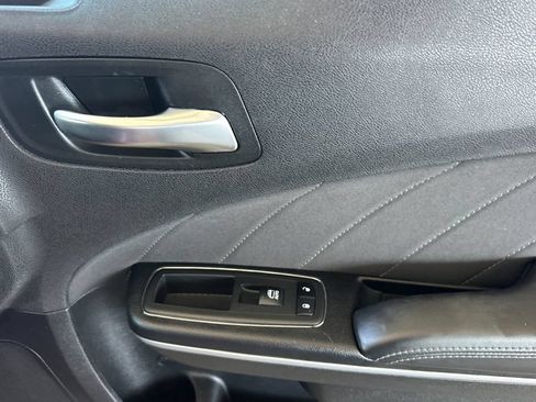 Used 2019 Dodge Charger GT RWD image 18