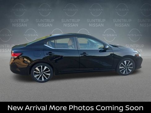 Certified 2023 Nissan Sentra SV w/ SV Premium Package FWD image 3