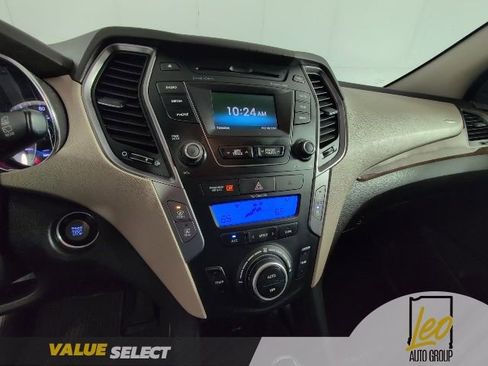 Used 2014 Hyundai Santa Fe GLS FWD image 19