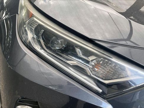Used 2021 Toyota RAV4 XSE AWD/4WD image 27