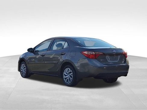 Used 2019 Toyota Corolla LE FWD image 4