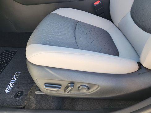 New 2025 Toyota RAV4 XLE w/ Blackout Package (GST) image 28