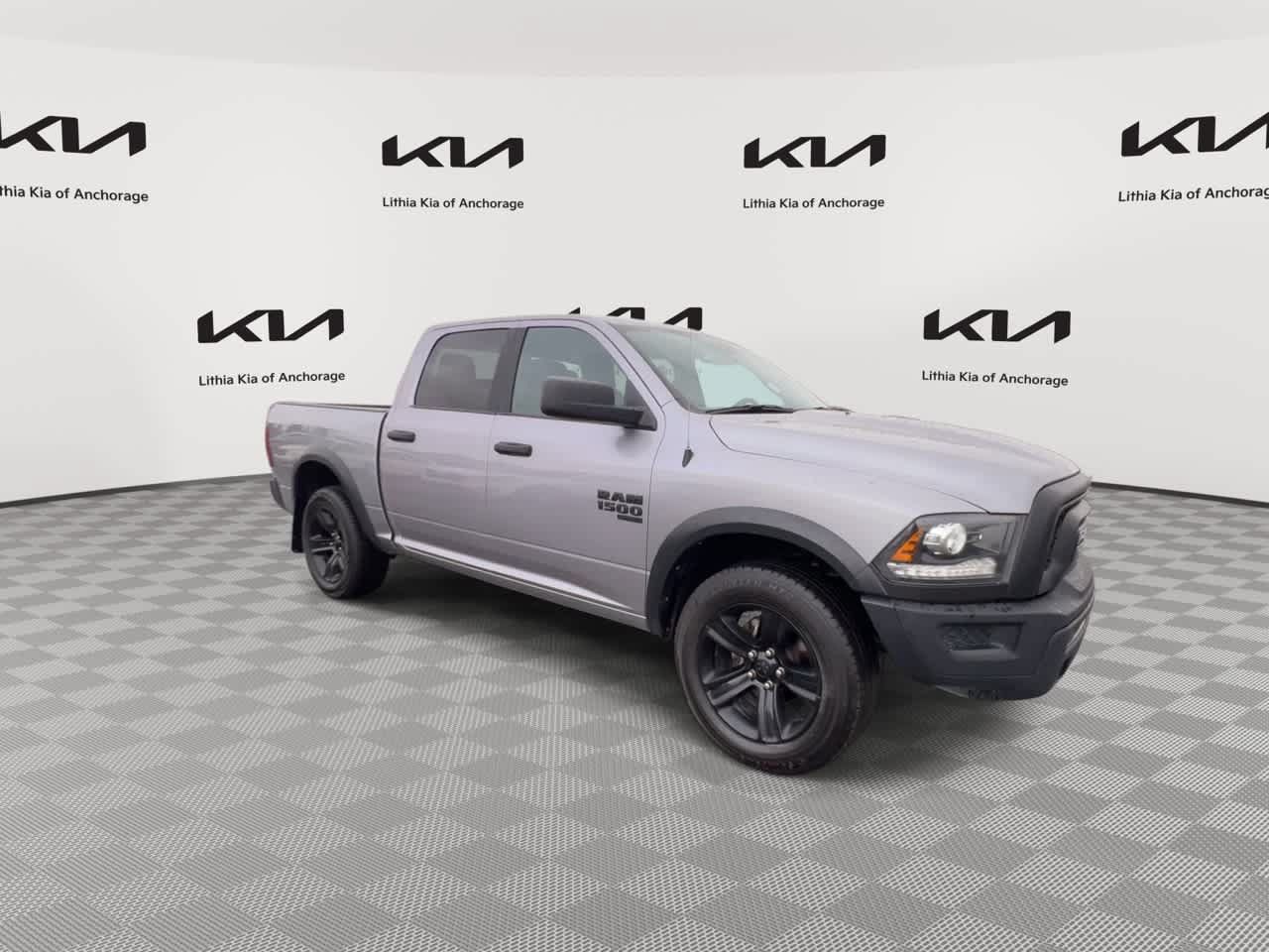 Used 2024 RAM 1500 Warlock AWD/4WD image 2