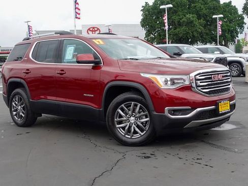 Used 2017 GMC Acadia SLT FWD image 6