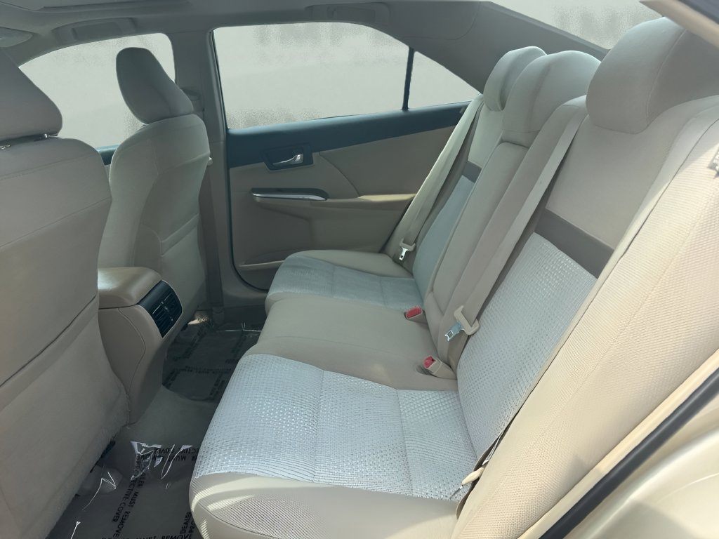 Used 2012 Toyota Camry XLE FWD image 11